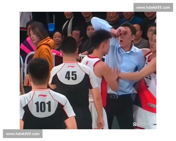 CBA最新赛季激战不断各队比分交替领先精彩瞬间盘点 CBA最新赛季激战不断各队比分交替领先精彩瞬间盘点